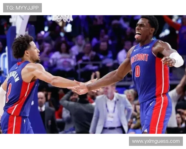 活塞防守体系瓦解湖人进攻，坎宁安27+11证明领袖价值