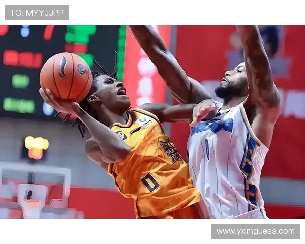 深圳外援史密斯近4战场均38分，三分雨击溃上海豪取连胜